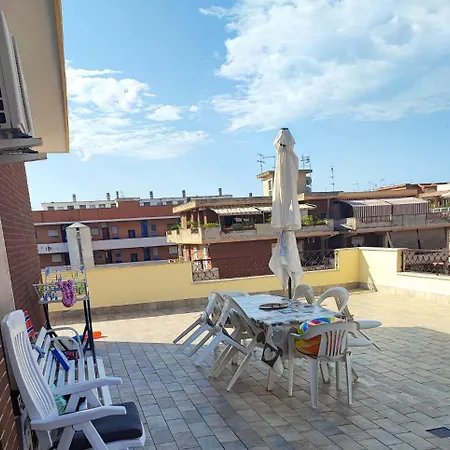 Attico Al Mare Zoomarine A 40 Minuti Da Roma